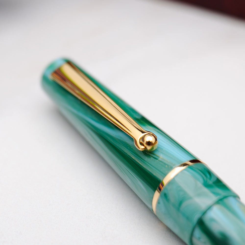 Delta Dune Vortex Fountain Pen