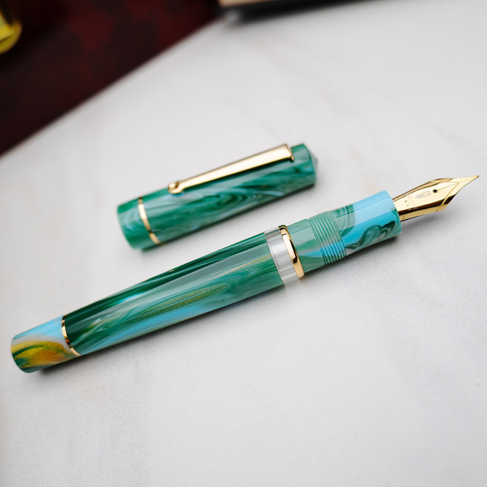 Delta Dune Vortex Fountain Pen