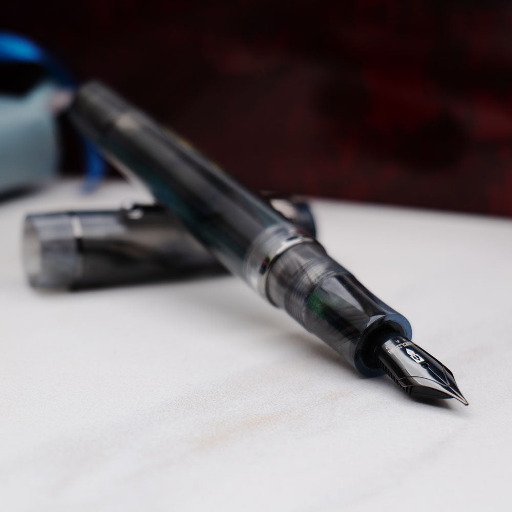 Delta Dune Zephir Fountain Pen