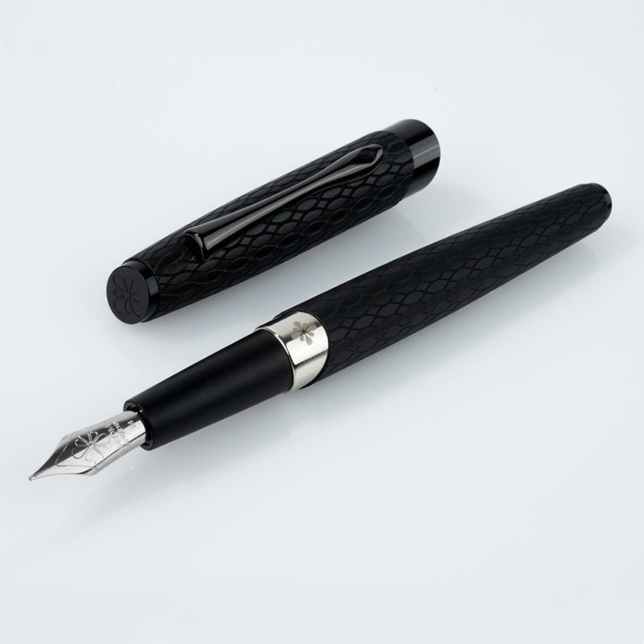Diplomat Cobra Matte Black Fountain Pen