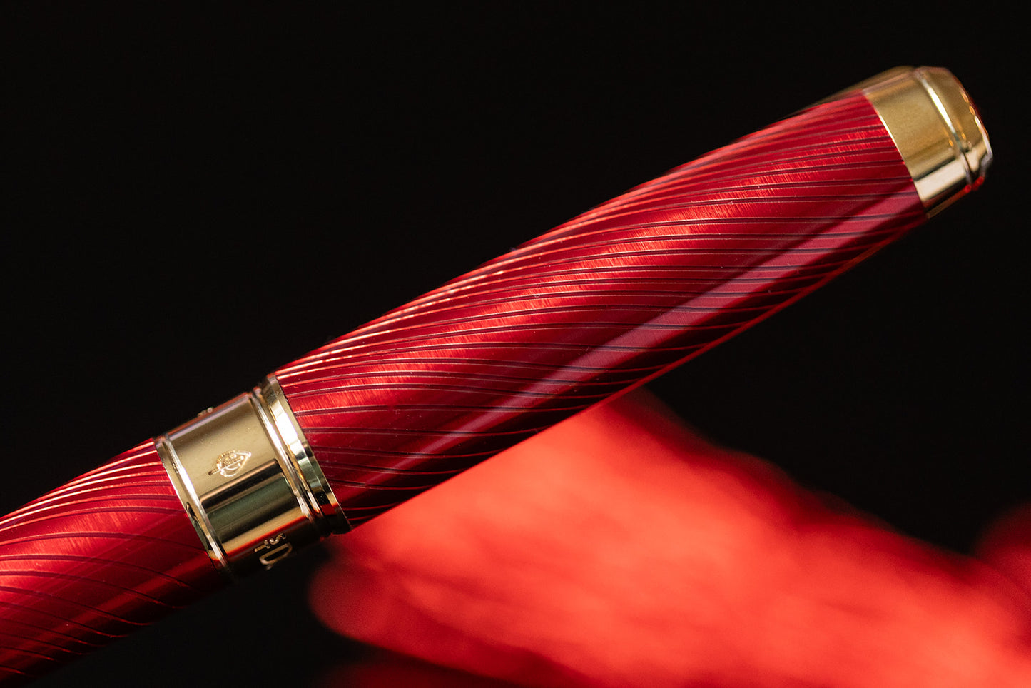ST Dupont Line D Horse Mane Rollerball Red + Gold