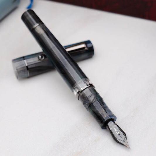 Delta Dune Zephir Fountain Pen