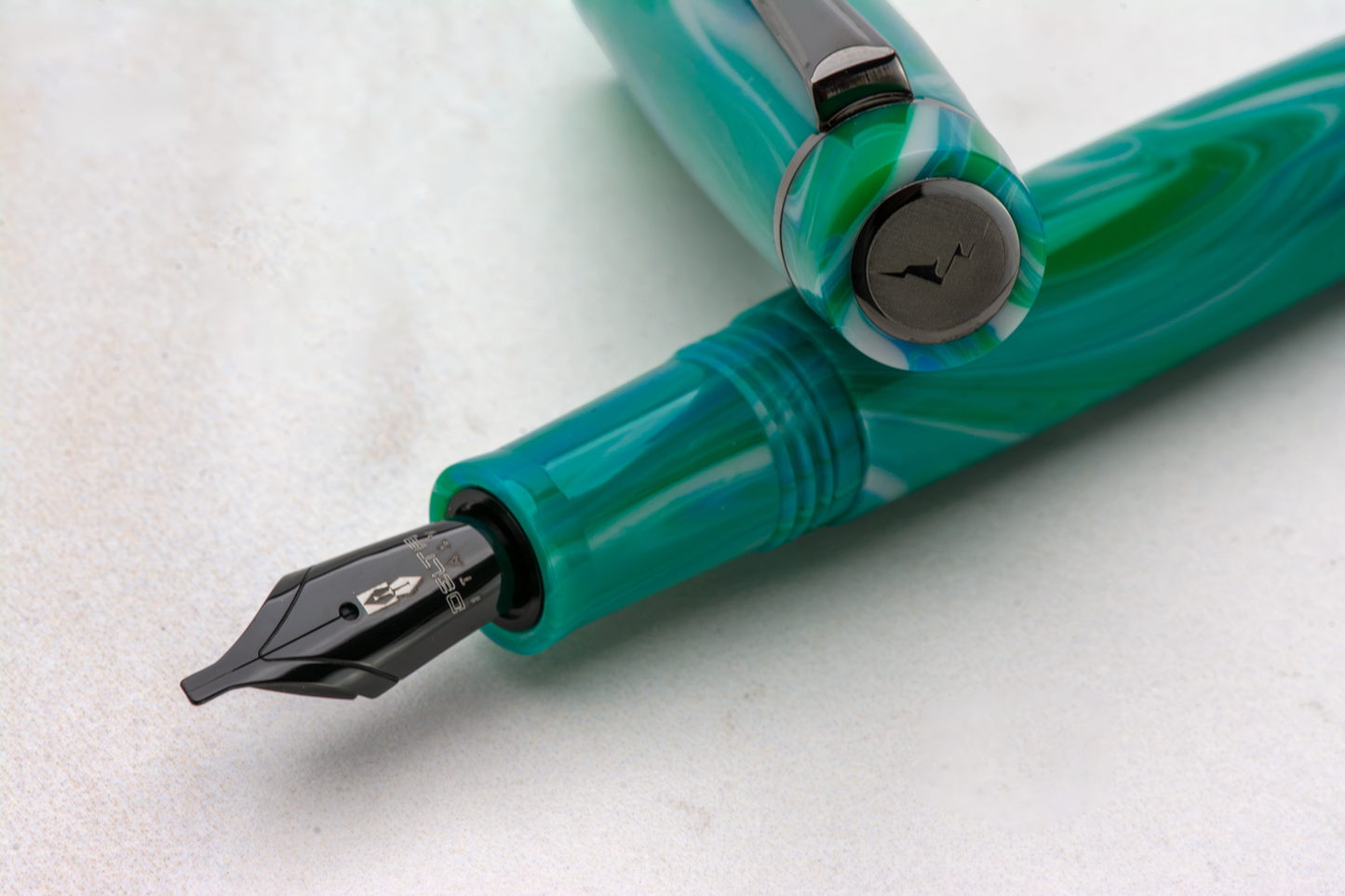 Delta Signs of Time: Romanticismo - Fountain Pen