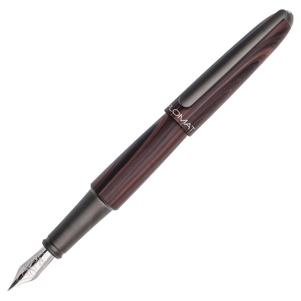 Diplomat Aero Black Forest Fountain Pen