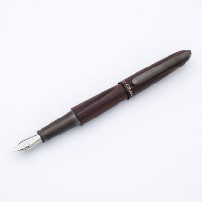 Diplomat Aero Black Forest Fountain Pen