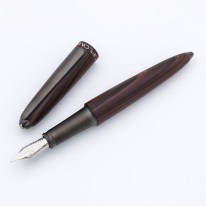 Diplomat Aero Black Forest Fountain Pen