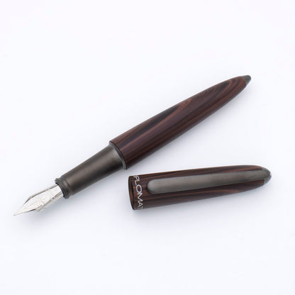 Diplomat Aero Black Forest Fountain Pen