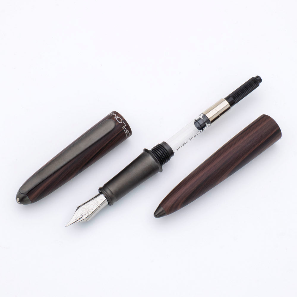 Diplomat Aero Black Forest Fountain Pen