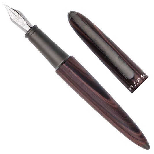 Diplomat Aero Black Forest Fountain Pen