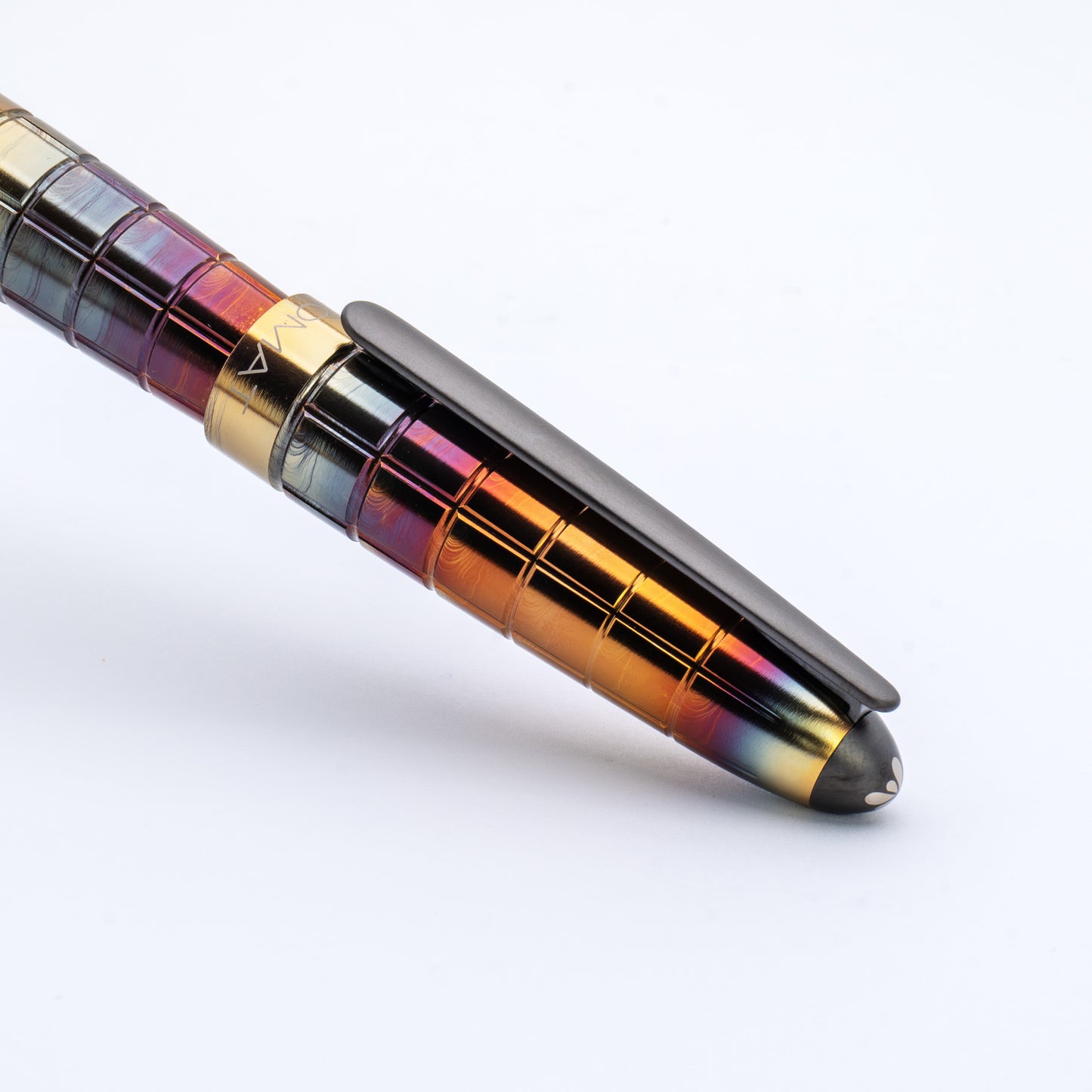 Diplomat Aero Rhomb Flame Fountain Pen