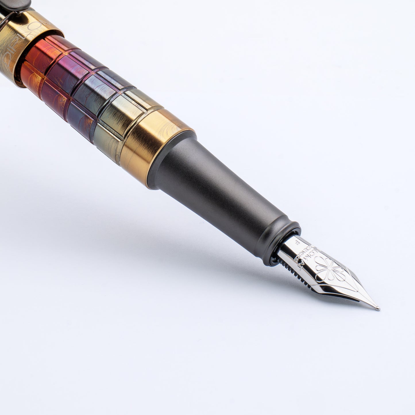 Diplomat Aero Rhomb Flame Fountain Pen