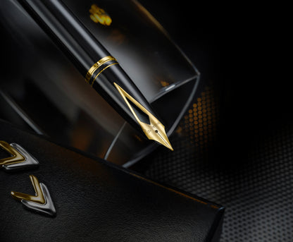 Sheaffer Legacy Bi Color Gold Trim Fountain Pen