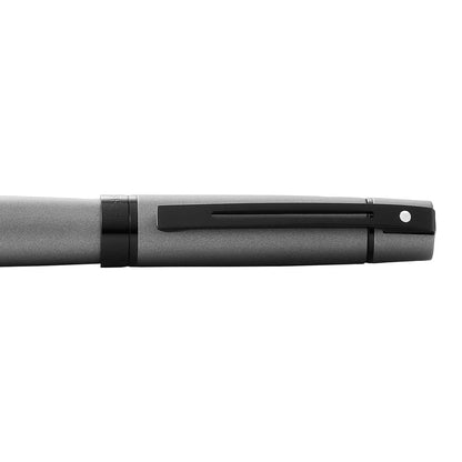 Sheaffer 300 Matte Gray Fountain Pen