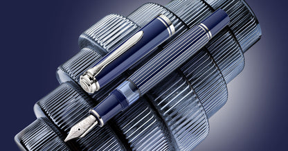 Pelikan M815 Metal Striped Blue Fountain Pen