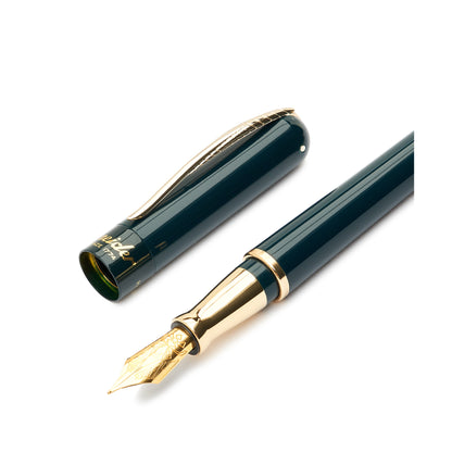 Pineider Anniversary Avatar UR  Serpentine Green Fountain Pen