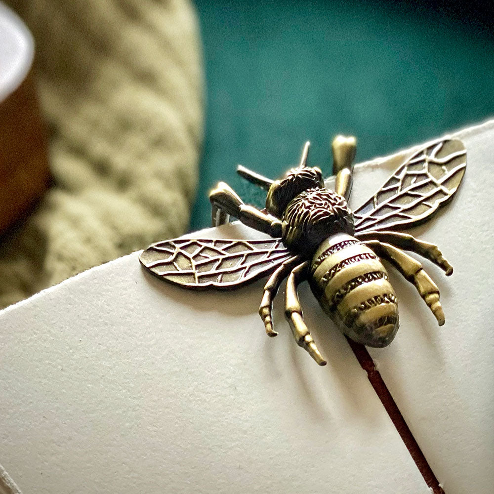 Esterbrook Bee Page Holder