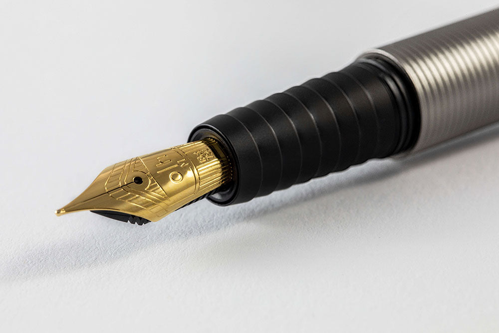 Otto Hutt design08 Fountain Pen